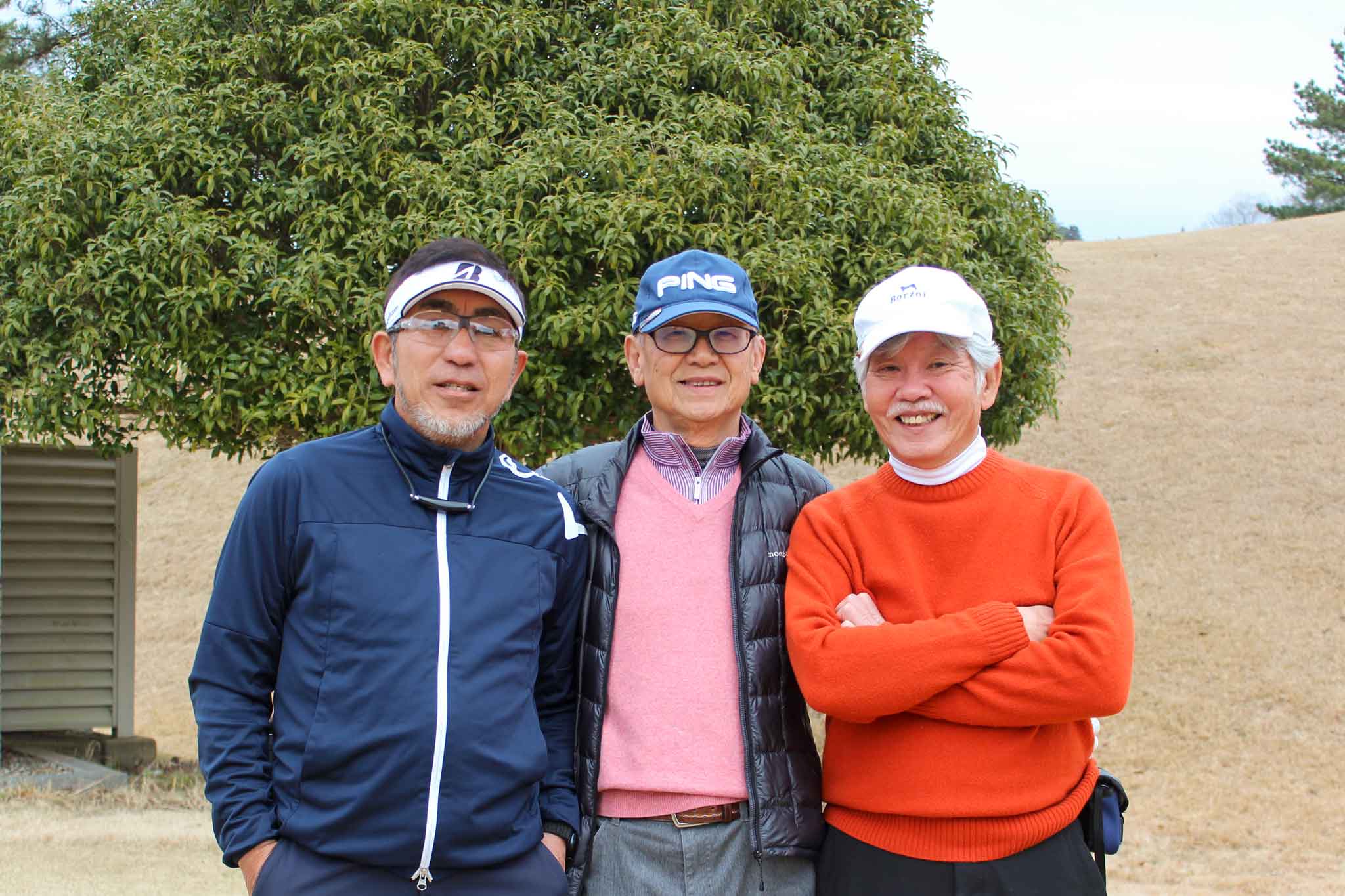 関西ゴルフサークル セブンエイト森田さんと森山さん、深見さんの写真