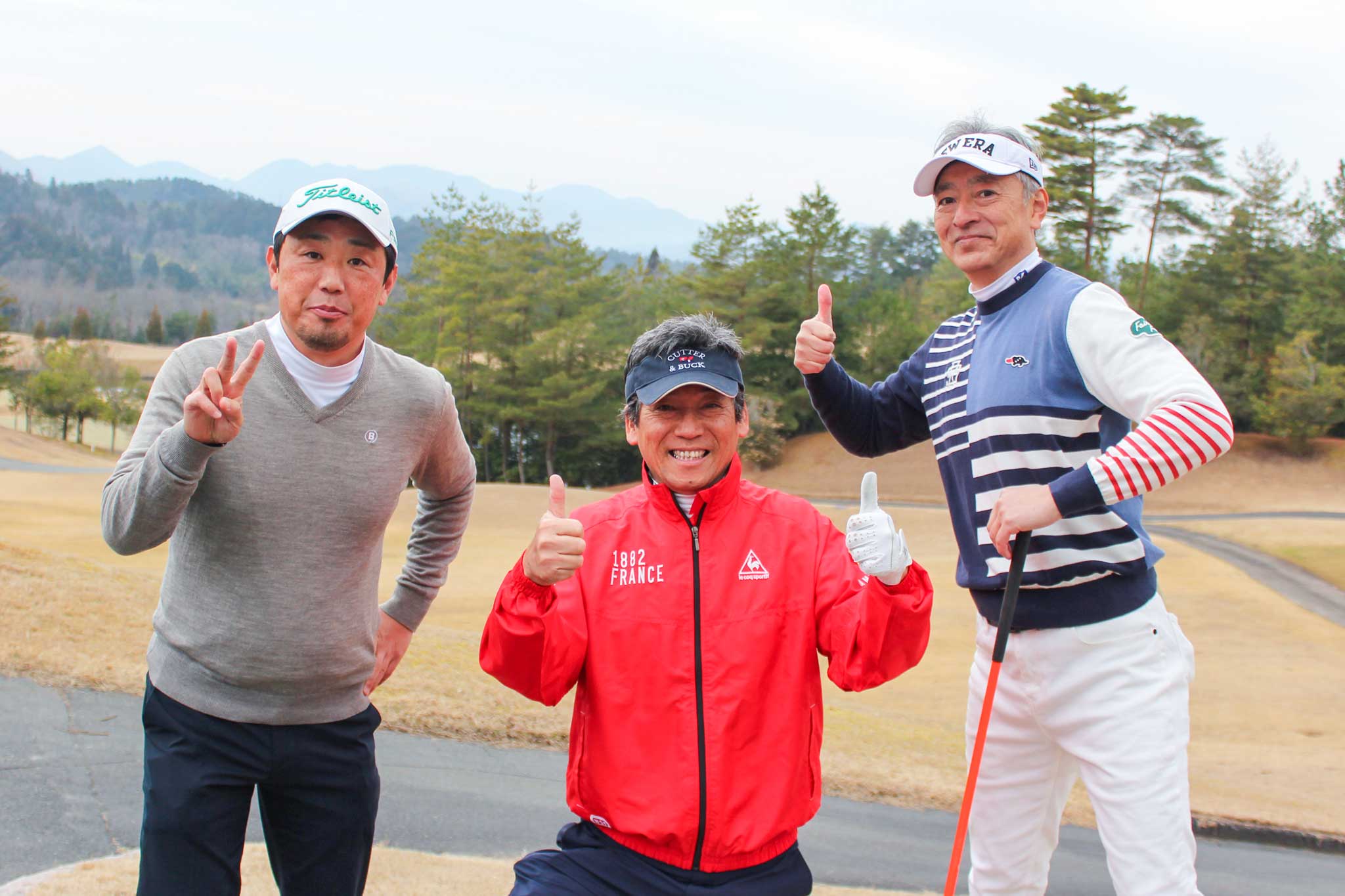 関西ゴルフサークル セブンエイト平田さんと湯浅さん、松村さんの写真