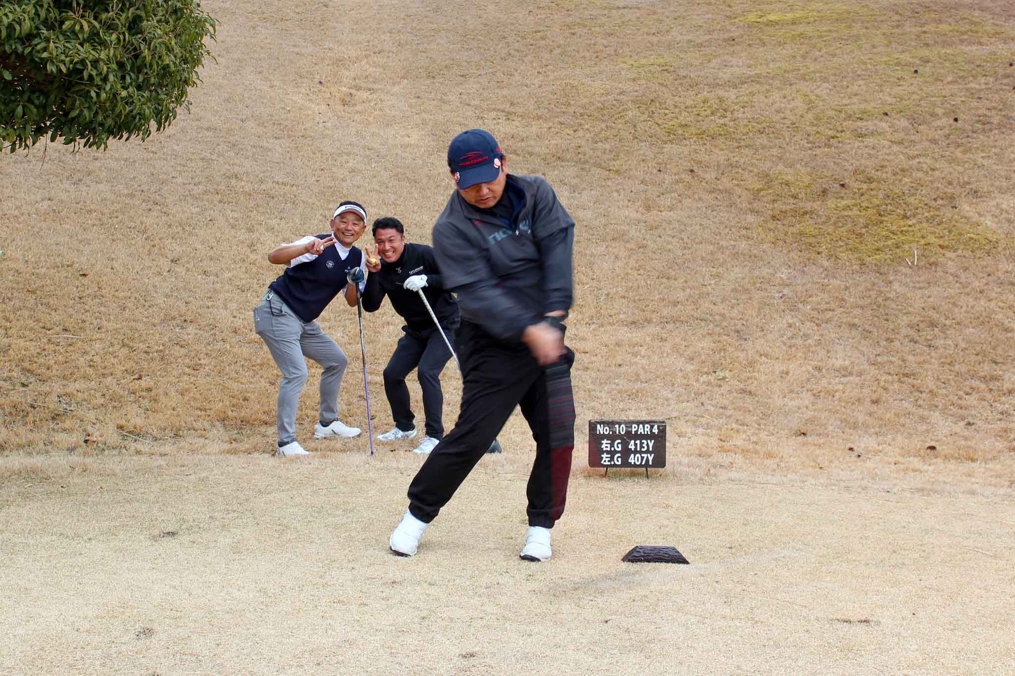 関西ゴルフサークル セブンエイト平賀さんのスイング写真