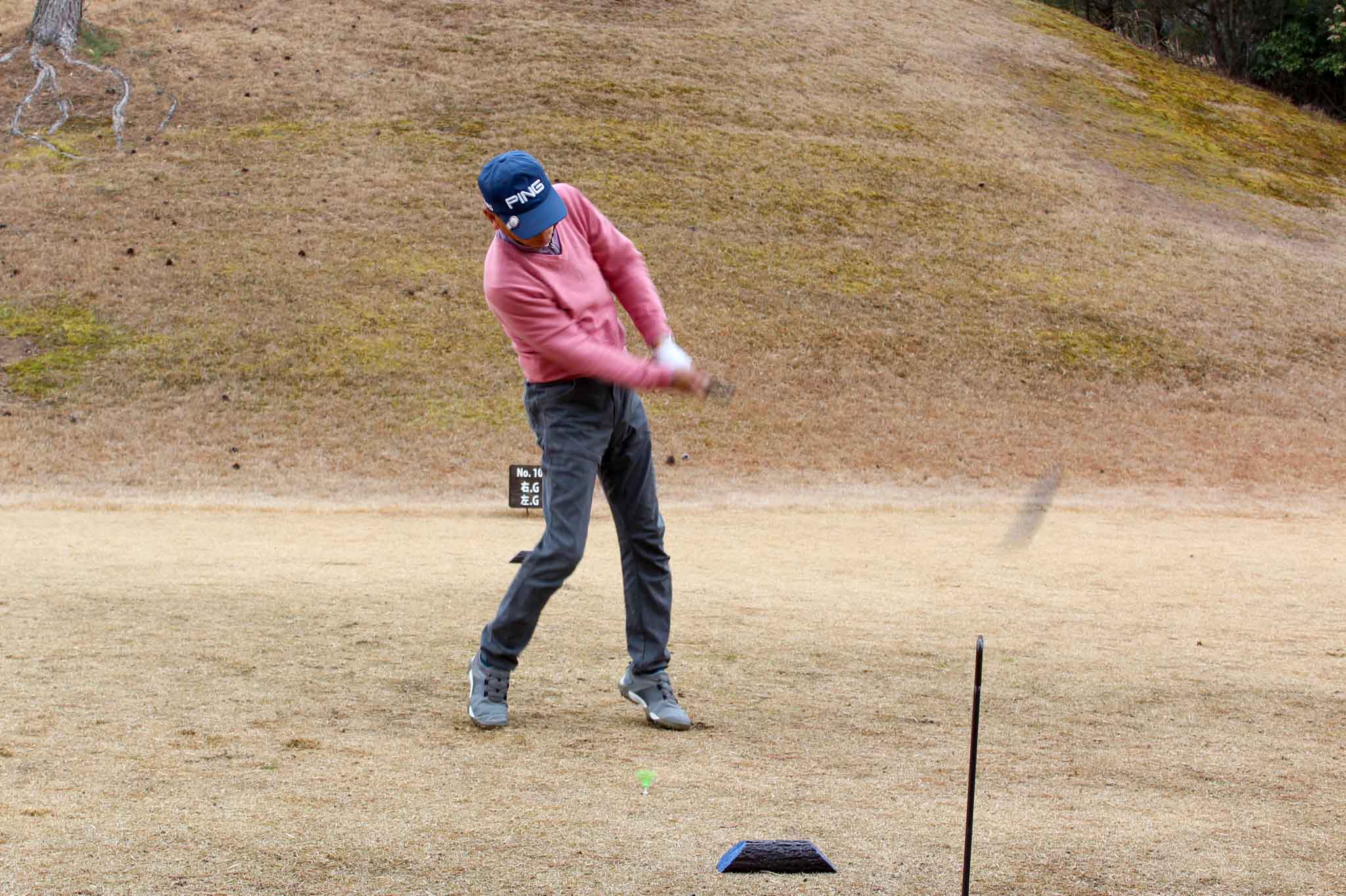 関西ゴルフサークル セブンエイト森山さんのスイング写真