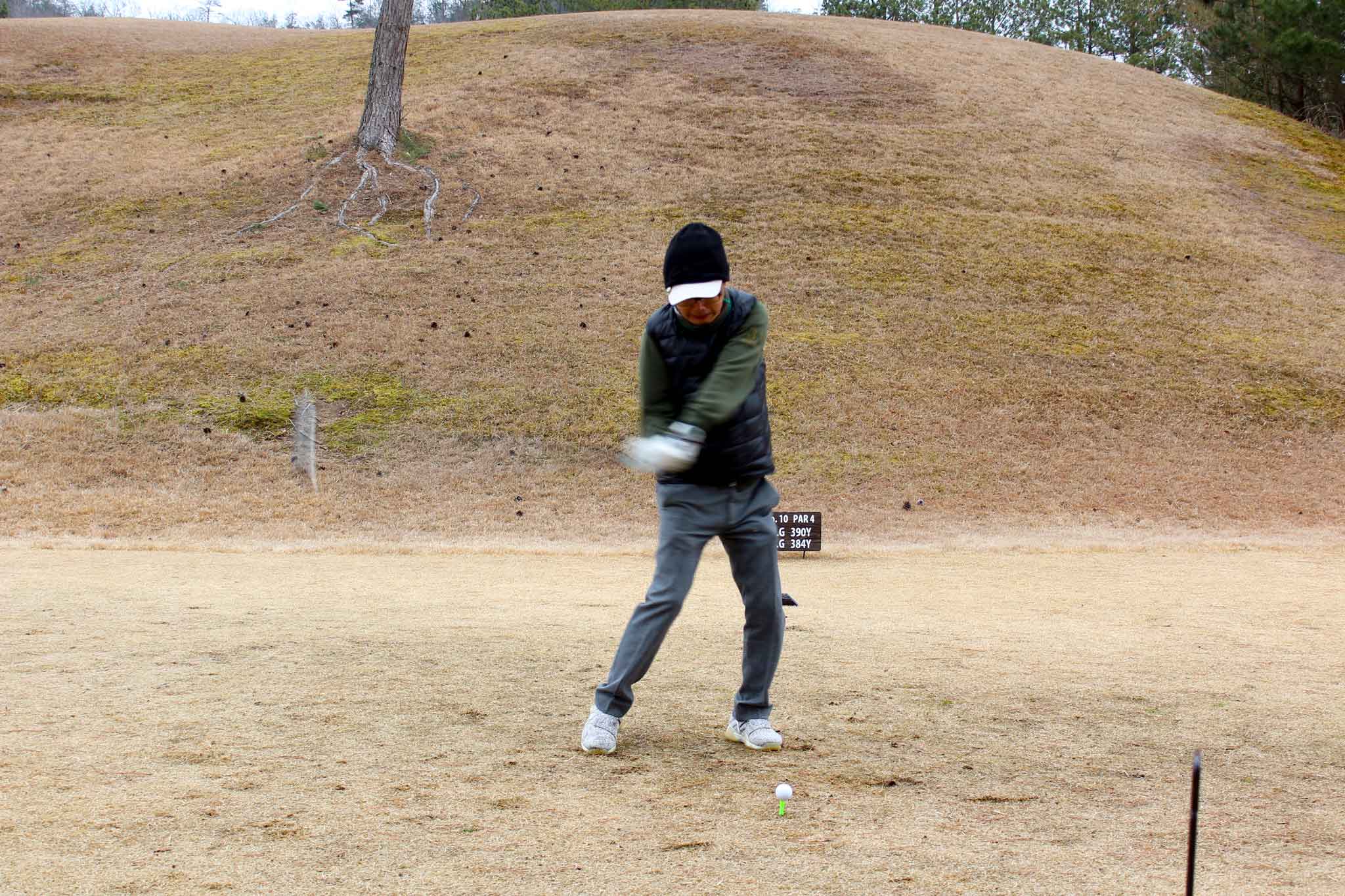 関西ゴルフサークル セブンエイト野村さんのスイング写真