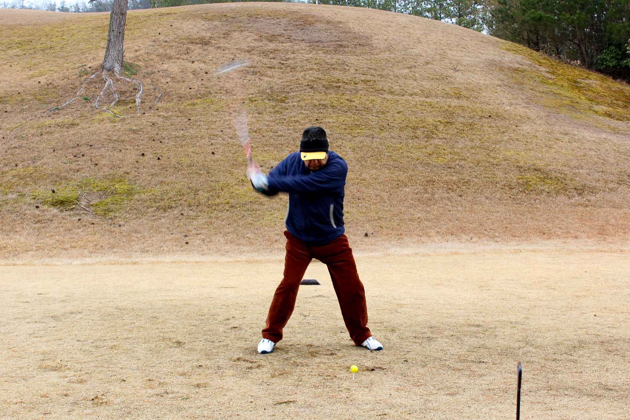 セブンエイト津野森さんのスイング写真