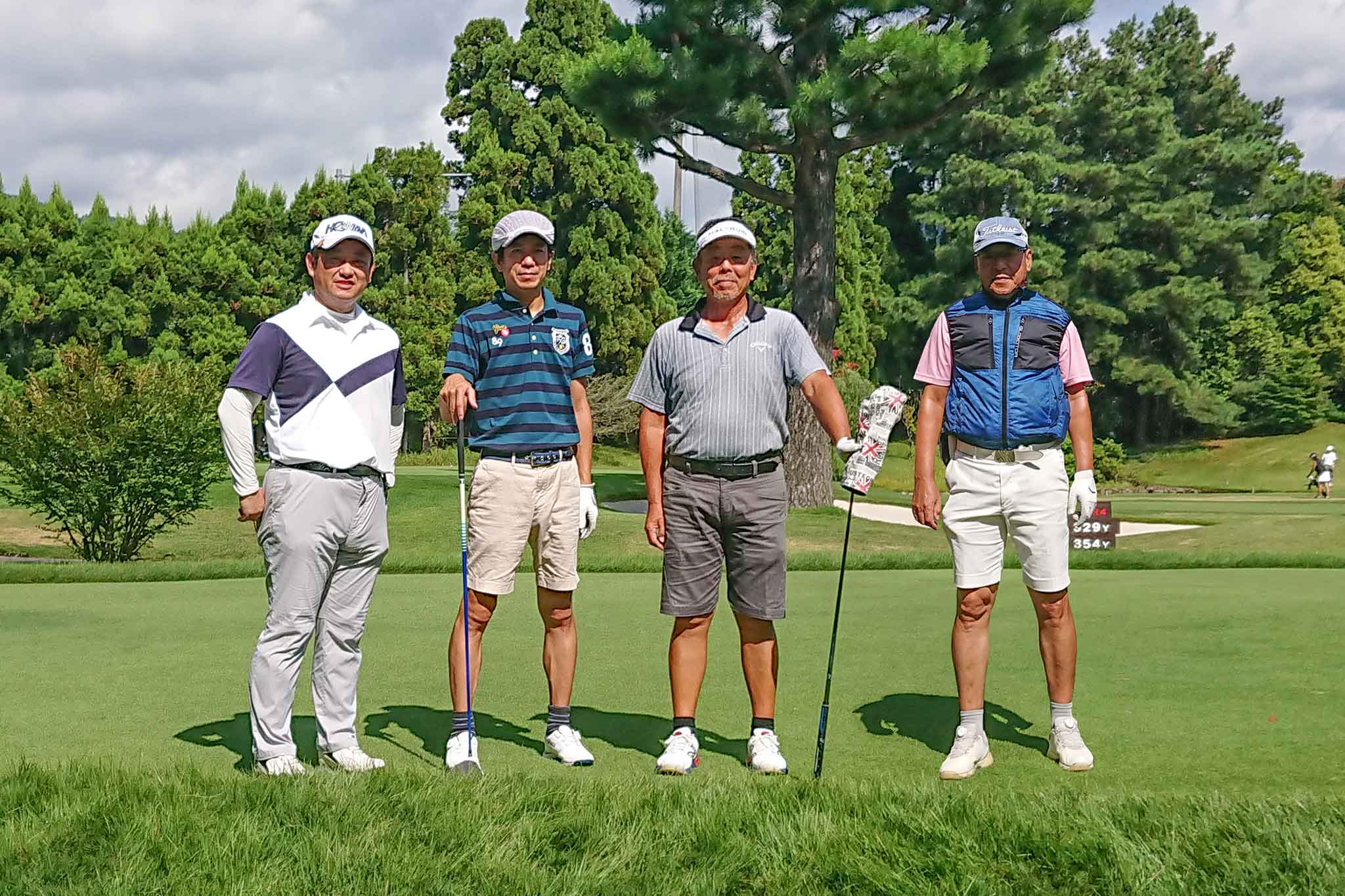 ゴルフサークルセブンエイトのin第2組のメンバー