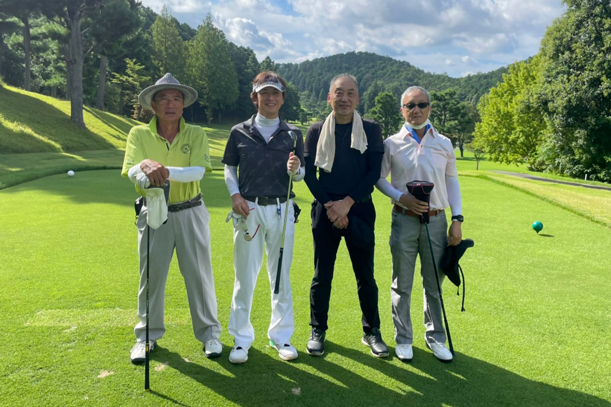 ゴルフサークルセブンエイトのout第3組のメンバー