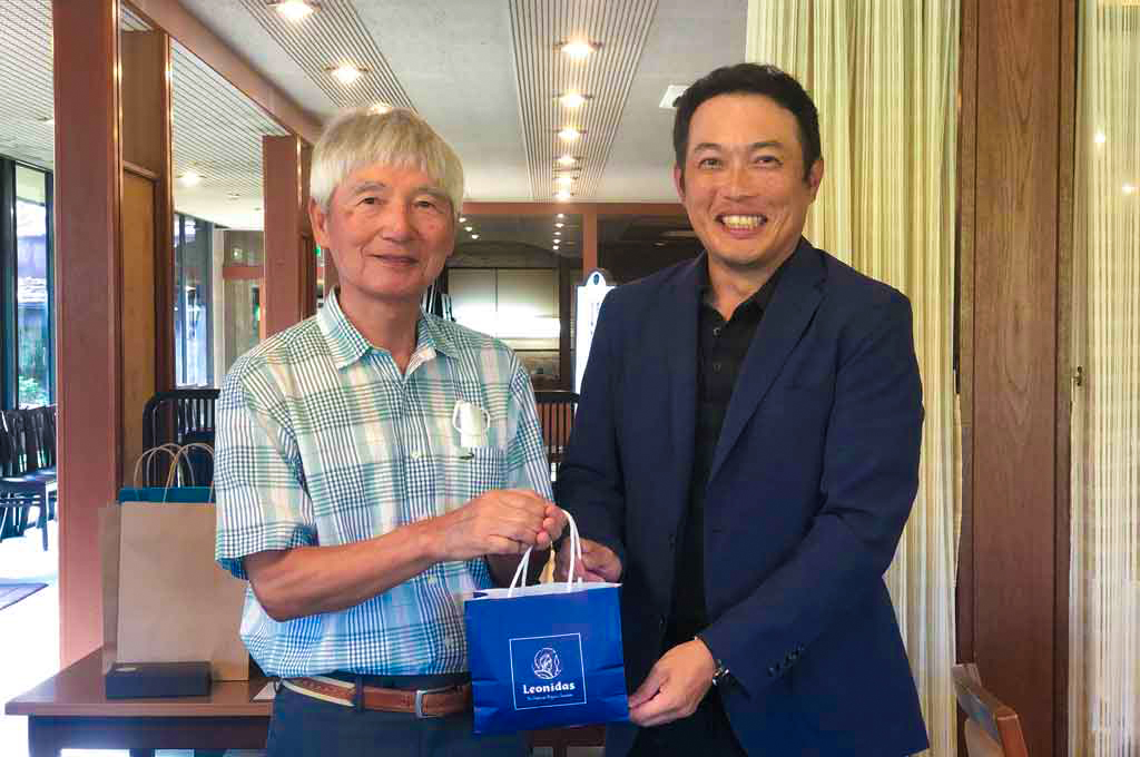 特別賞のゴルフサークルセブンエイトの大橋さん