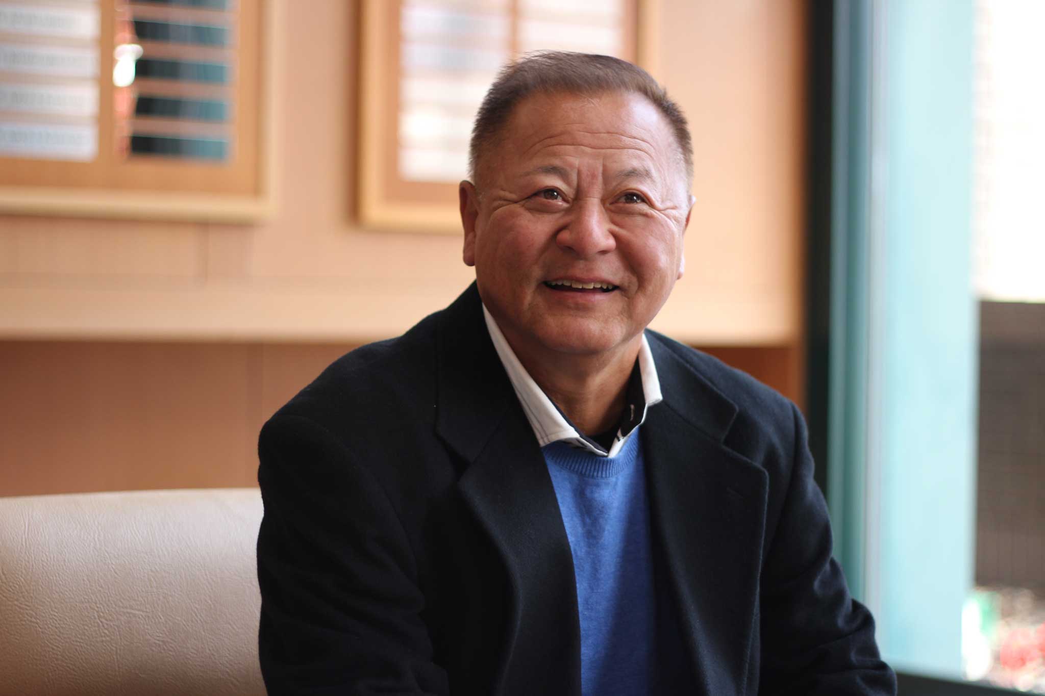 インタビューに答える中村裕重さん