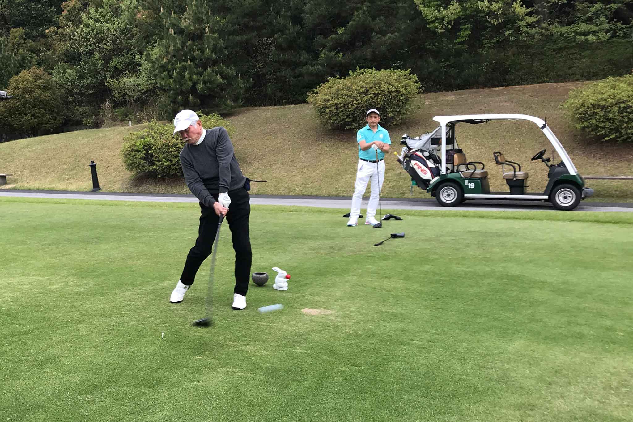 関西ゴルフサークル セブンエイト深見さんのスイング写真