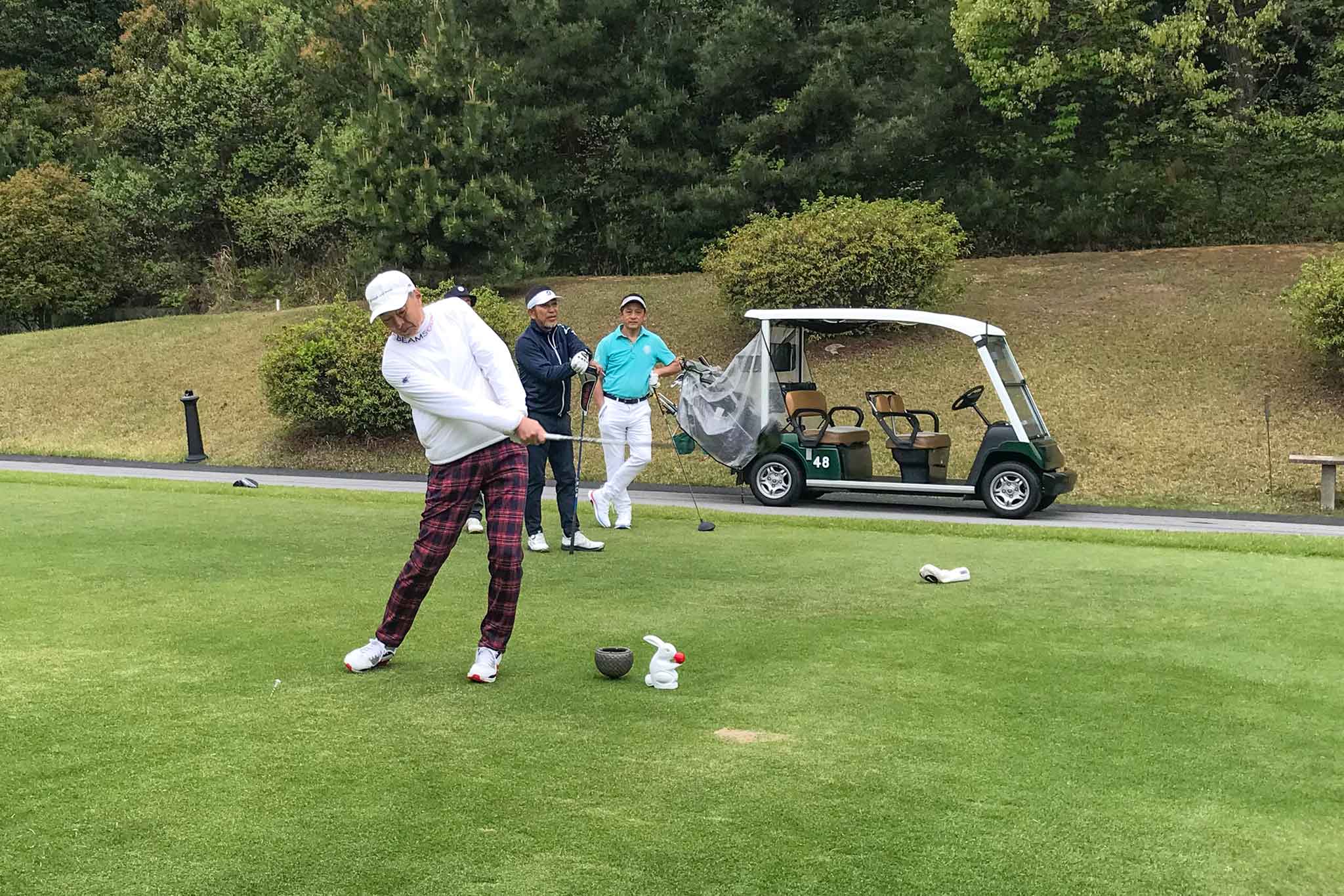 関西ゴルフサークル セブンエイト松村さんのスイング写真