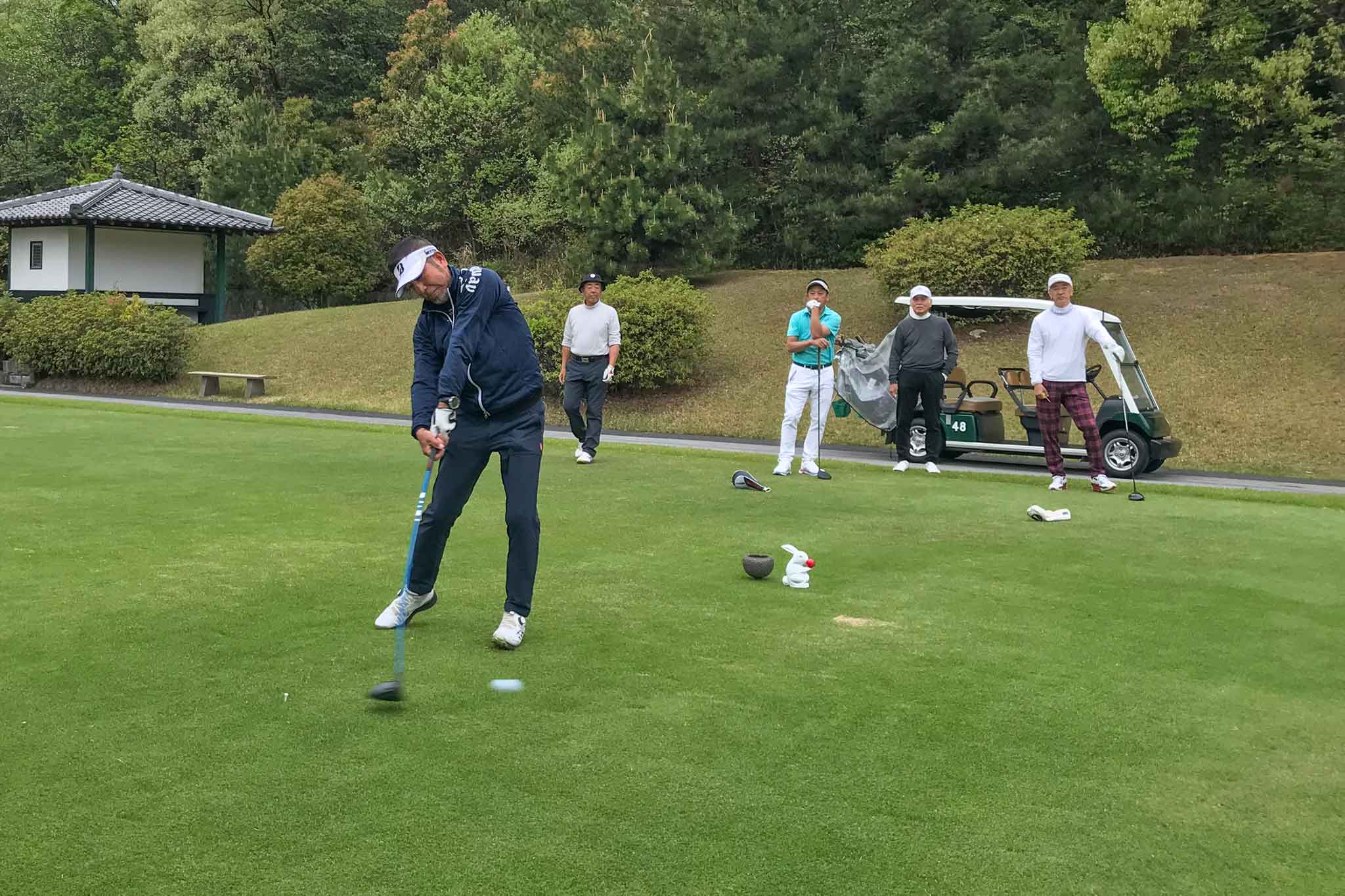 関西ゴルフサークル セブンエイト森田さんのスイング写真