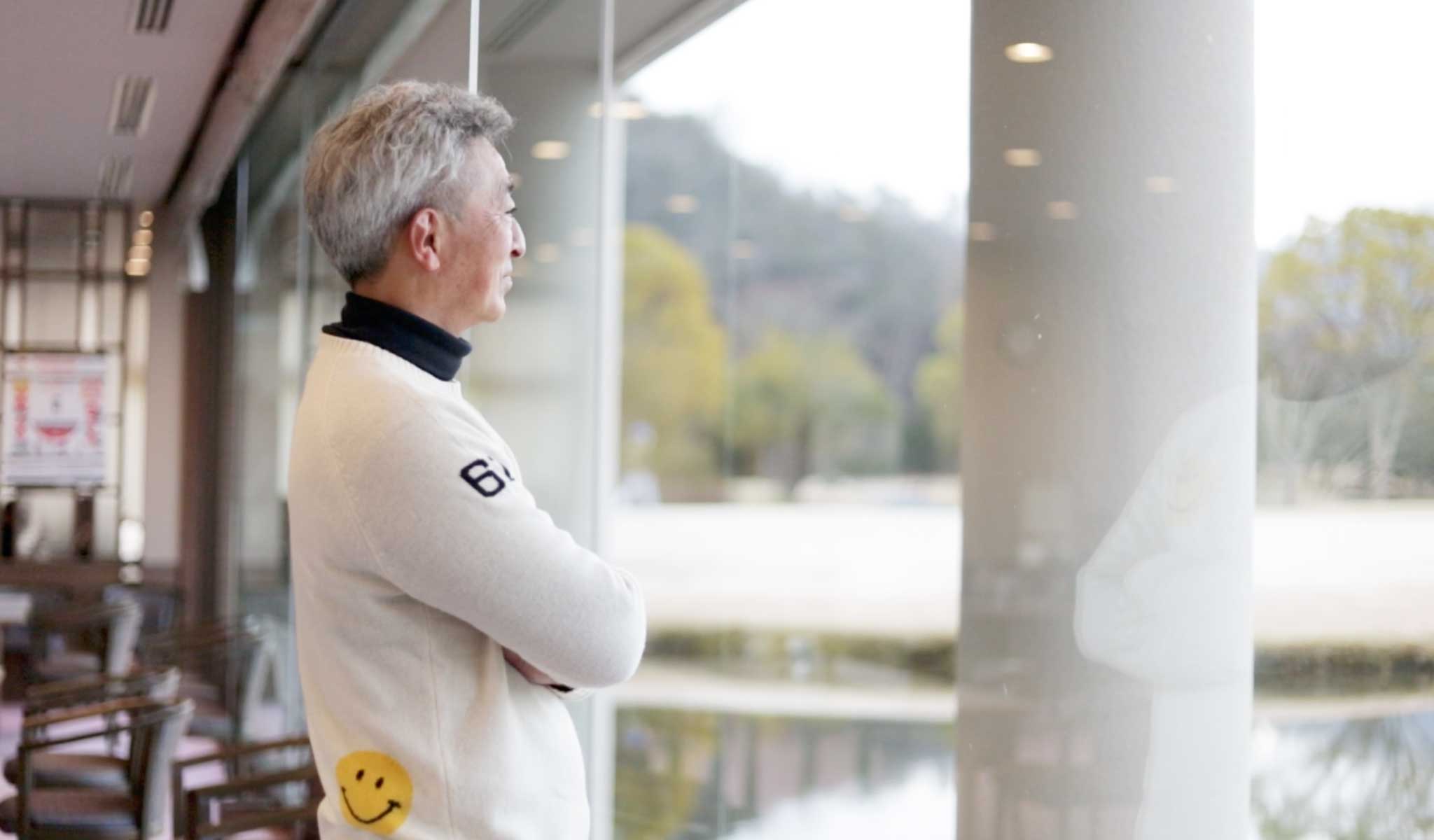 グランベールカフェで関西ゴルフサークル セブンエイトの松村さん2